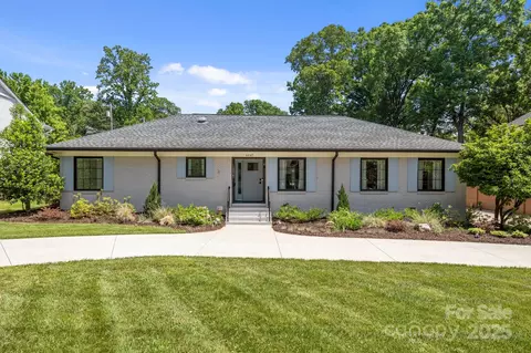 4147 Chelmsford Rd, Charlotte, NC 28211