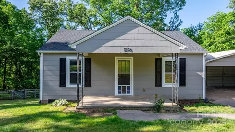 1276 Temple St, Valdese, NC 28690