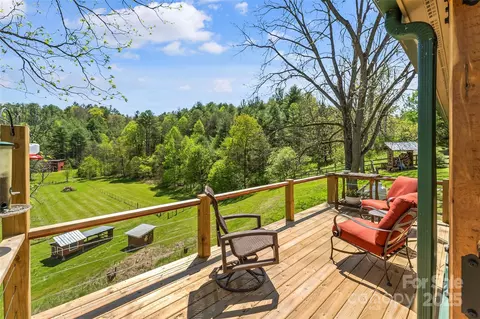 Exterior - 101 Garrison Rd, Mars Hill, NC 28754 photo 2 of 14