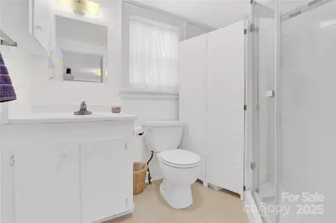 Bath - 221 Abner Rd, Stony Point, NC 28678 photo 2 of 3