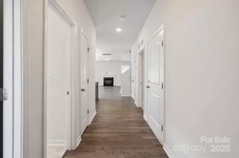 Entry Way - 4527 Dover Ct, Denver, NC 28037 photo 1 of 3