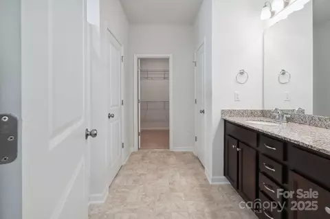 Entry Way - 4527 Dover Ct, Denver, NC 28037 photo 3 of 3