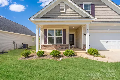 Exterior - 4527 Dover Ct, Denver, NC 28037 photo 1 of 3