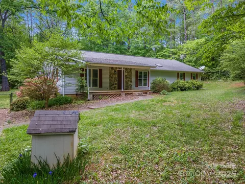 231 Stockwood Dr, Stanley, NC 28164