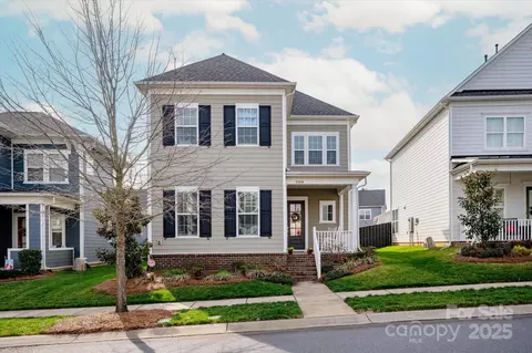 13818 Jacks Ln, Pineville, NC 28134