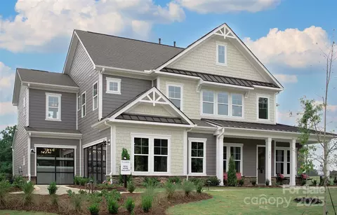 504 Meadow Ridge Dr, Belmont, NC 28012