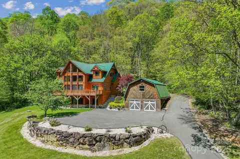 1104 Long Branch Rd, Mars Hill, NC 28754