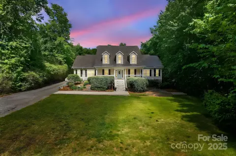 1184 W Oak Dr, Rock Hill, SC 29732