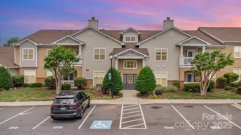 11707 Ridgeway Park Dr, Charlotte, NC 28277