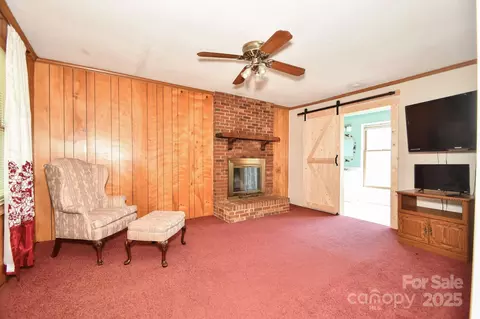 Living - 1004 Midwood Dr, Monroe, NC 28112 photo 2 of 3