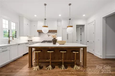 1816 Parson St, Charlotte, NC 28205