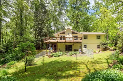 99 Meadowbrook Cir, Brevard, NC 28712