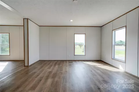 445 Davis Rd, Shelby, NC 28152 photo 5