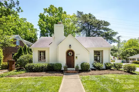 2033 Charlotte Dr, Charlotte, NC 28203