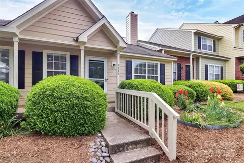 9232 Four Mile Creek Rd, Charlotte, NC 28277