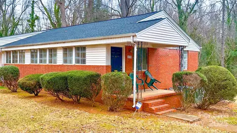 3232 Marlborough Rd, Charlotte, NC 28208