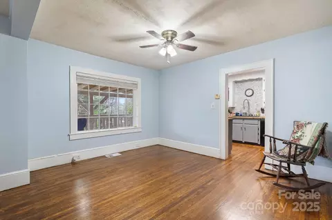 Living - 591 E Oak St, Marion, NC 28752 photo 4 of 4
