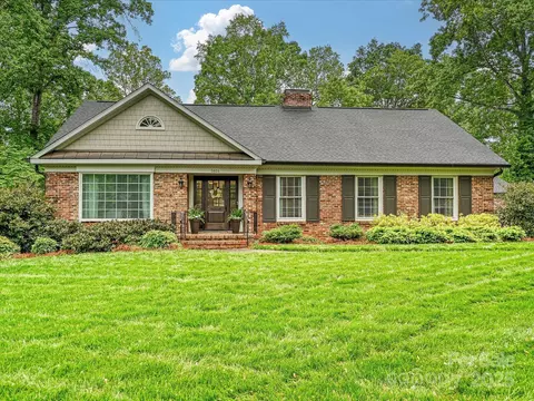5624 Warewhip Ln, Charlotte, NC 28210