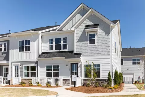 8935 Nettleton Ave, Charlotte, NC 28215