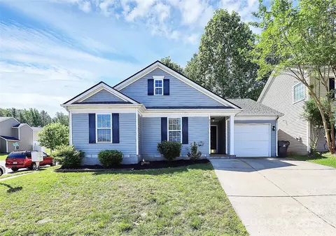 9212 Scotts Elm Ct, Charlotte, NC 28215