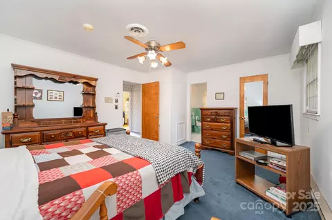 Bedroom - 812 Clinton Ave, Lancaster, SC 29720 photo 2 of 5