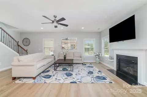 Living - 2041 Topaz Plz, Davidson, NC 28036 photo 6 of 8