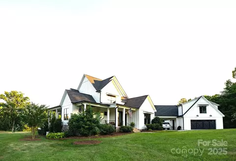 1632 Mission Rd, York, SC 29745