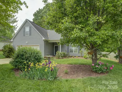 433 Linsbury Ct, Gastonia, NC 28056