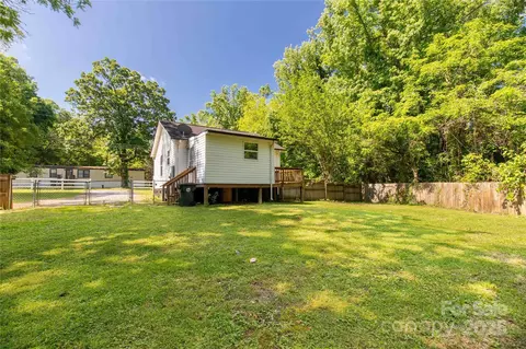 Exterior - 201 Trinity St, Clover, SC 29710 photo 5 of 5