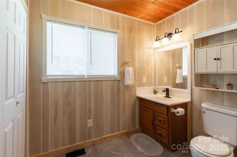 Bath - 201 Trinity St, Clover, SC 29710 photo 1 of 1