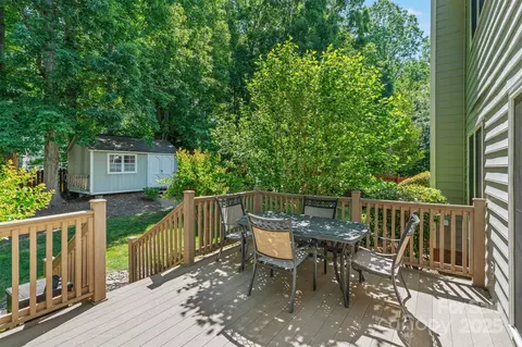 111 Wilton Pl, Mooresville, NC 28117