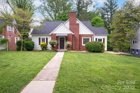 81 Bear Creek Rd, Asheville, NC 28806