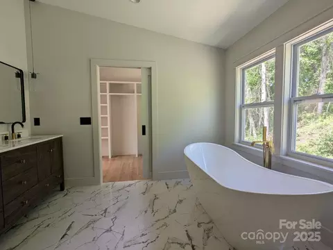 689 Blake Dr, Canton, NC 28716 photo 22