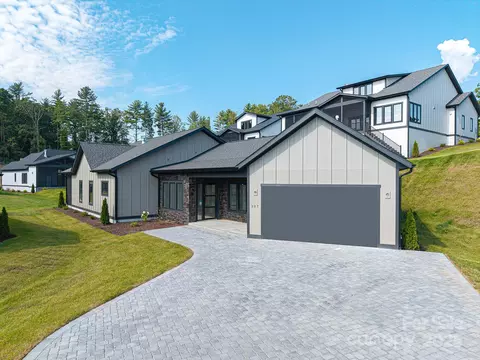 327 Avery Trail 33 Dr #33, Arden, NC 28704
