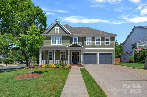 1012 Sudbury Ln, Matthews, NC 28104