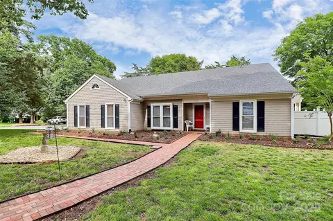 5601 Carmel Station Ave, Charlotte, NC 28226