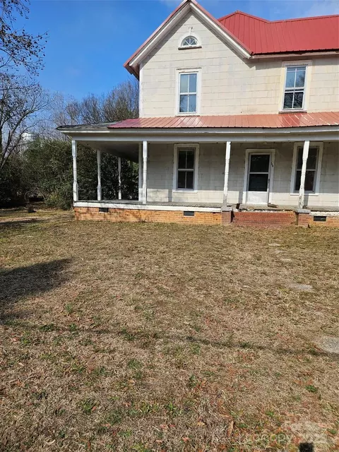 105 E Second Ave, Mount Gilead, NC 27306