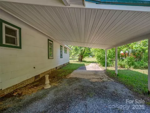 2010 Us Hwy 176, Tryon, NC 28782 photo 7