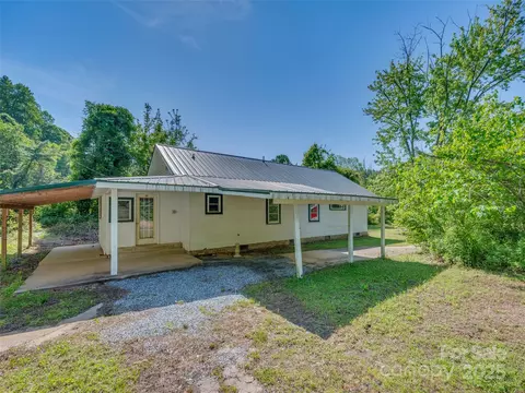 2010 Us Hwy 176, Tryon, NC 28782 photo 4