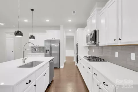 Kitchen - 13332 Caite Ridge Rd, Davidson, NC 28036 photo 1 of 1