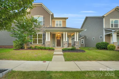 13332 Caite Ridge Rd, Davidson, NC 28036