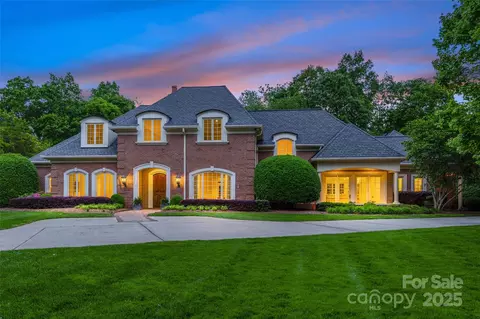 5701 Challisford Ln, Charlotte, NC 28226