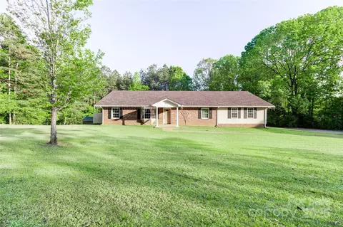 856 Skyline Dr, Chester, SC 29706