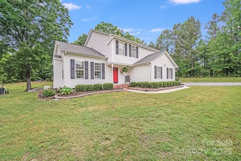 6910 Birdsong Ln, Waxhaw, NC 28173