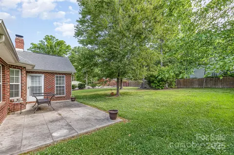 Exterior - 5706 Sustar Dr, Monroe, NC 28110 photo 3 of 5