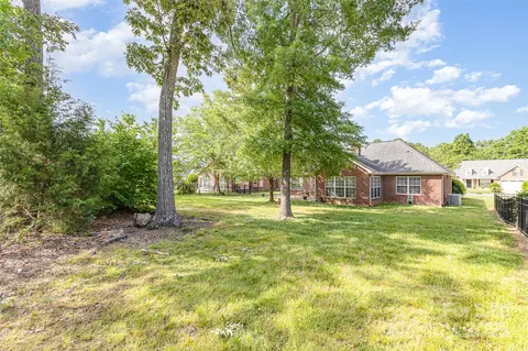 Exterior - 5706 Sustar Dr, Monroe, NC 28110 photo 4 of 5