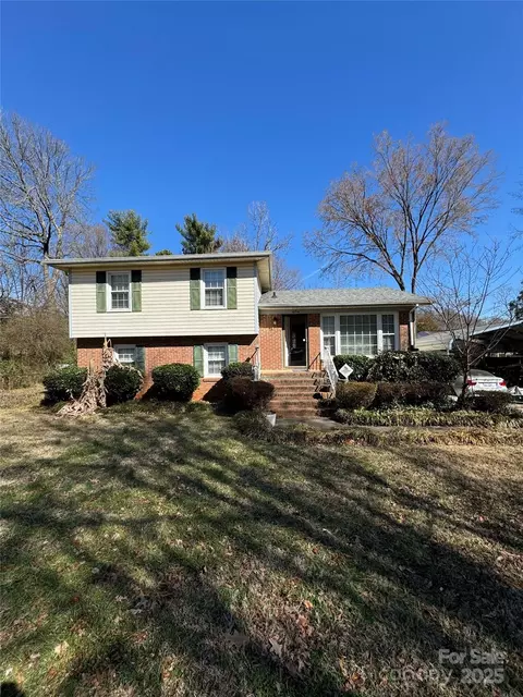 6714 Crab Orchard Ct, Charlotte, NC 28212