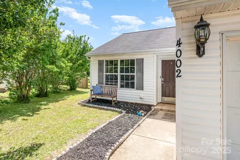 Exterior - 4002 Solomons Ct, Monroe, NC 28110 photo 3 of 9