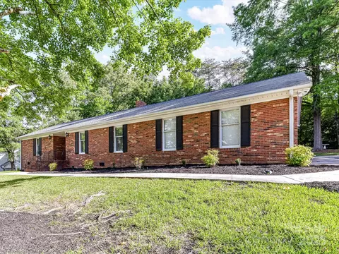 70 Cumberland Sw Ct SW, Concord, NC 28025
