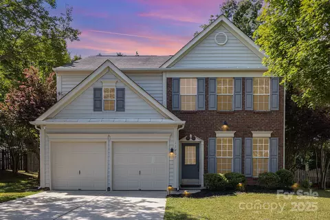 11807 Hawick Valley Ln, Charlotte, NC 28277